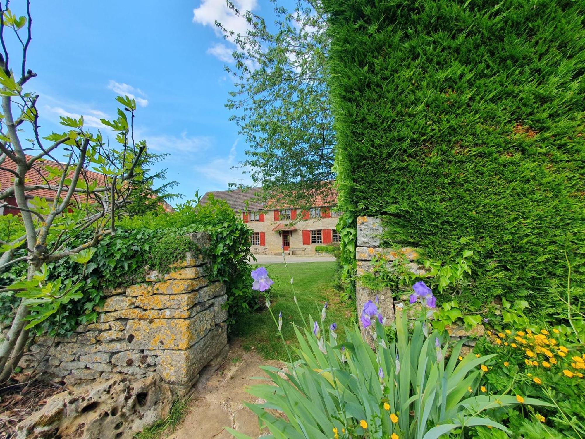 Bed and Breakfast Jardin des Sens, la Rente d'Eguilly Exterior foto